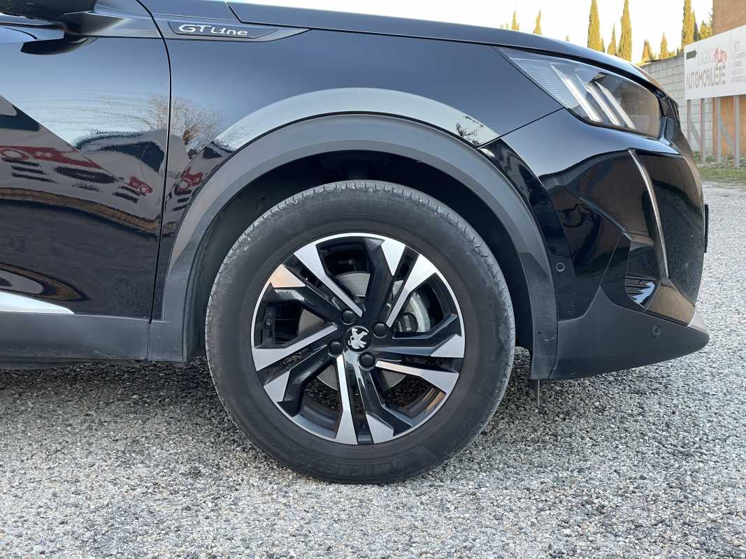 Peugeot 2008 — 19